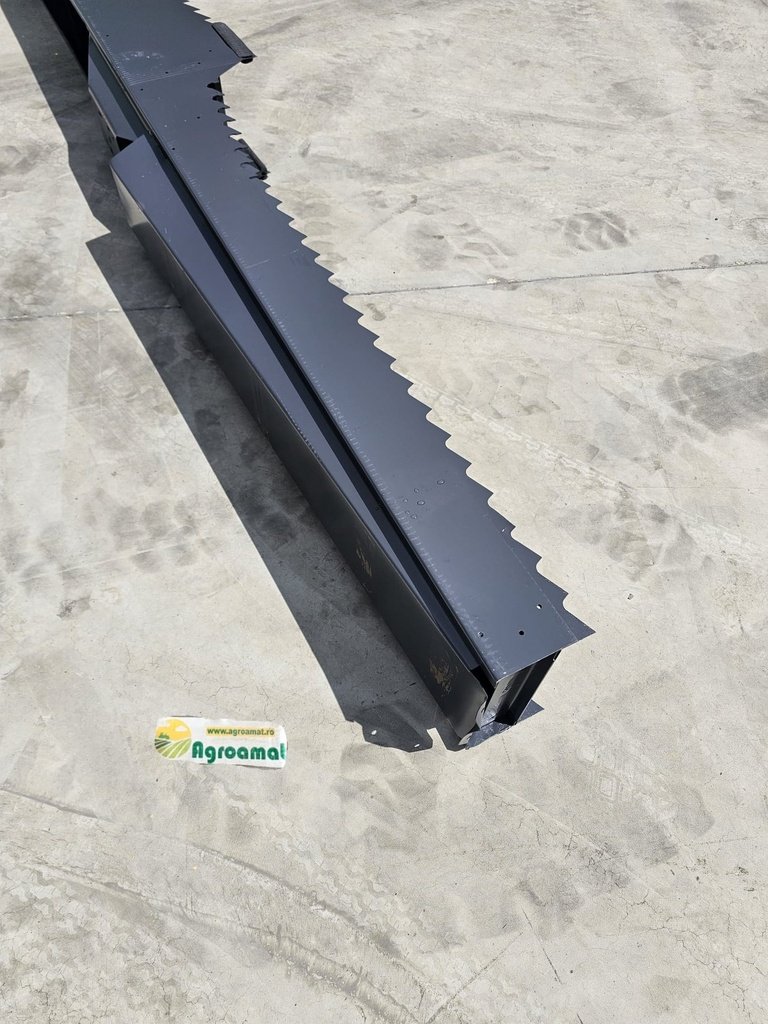 Cal Scuturator 678651