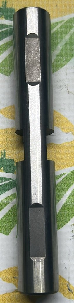 Bolt R219713