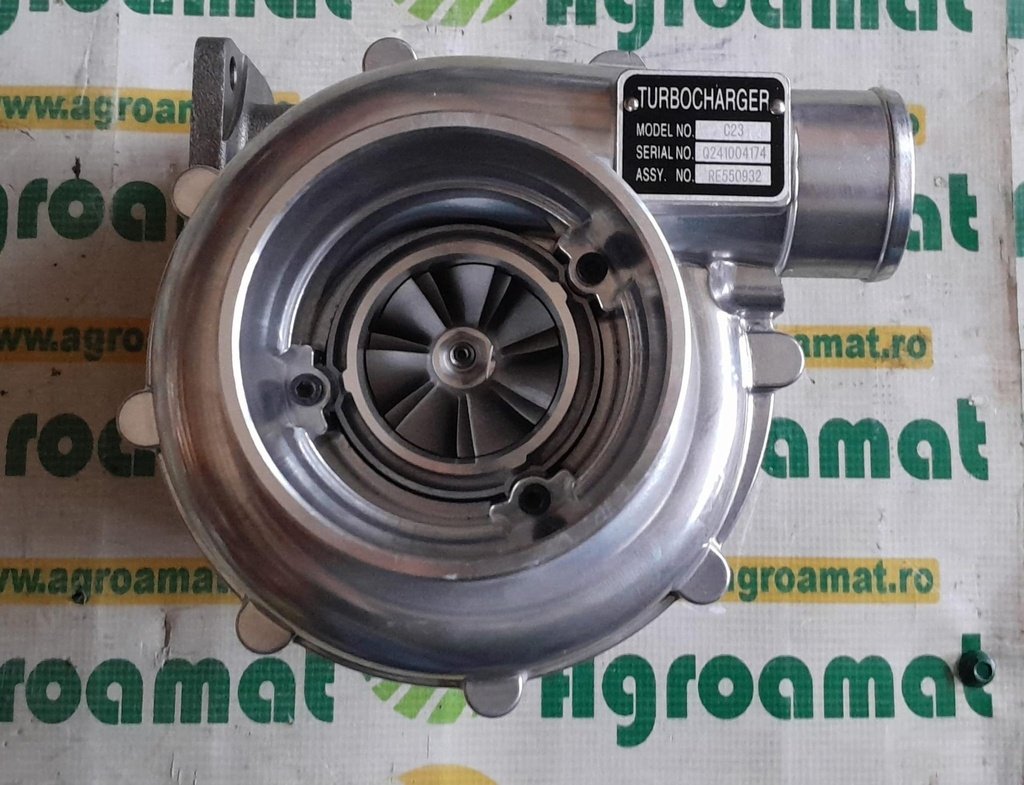 Turbosuflanta RE550932