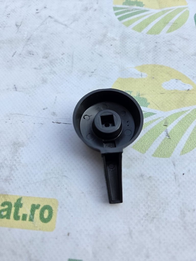 Buton R56026