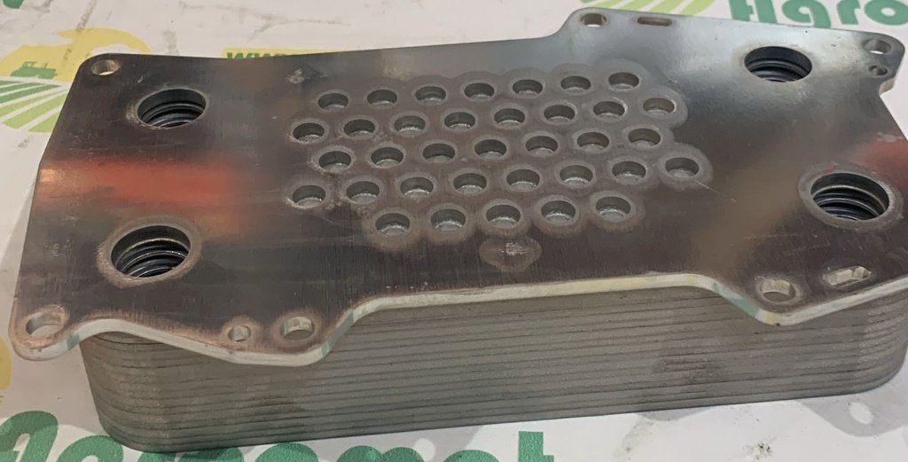 Radiator Ulei  Org. 04912101