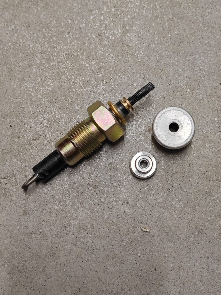 Bujie Incandescenta 710348R2
