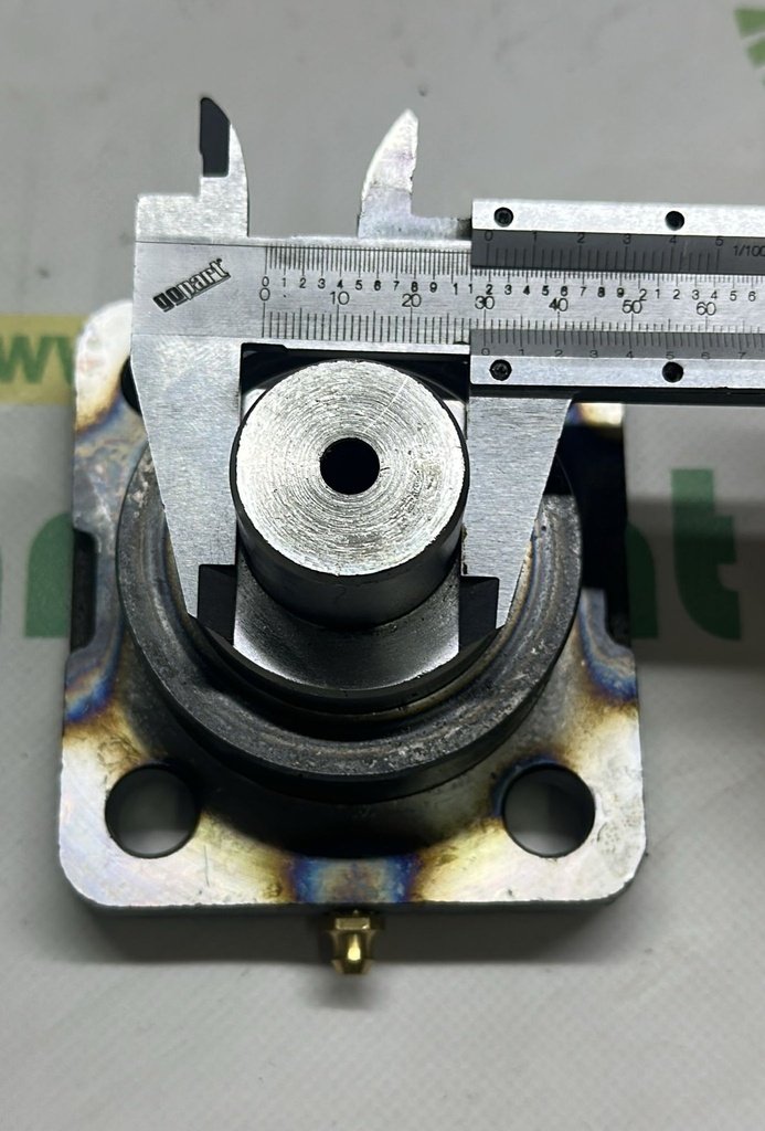 Pivot Ax 7250601601