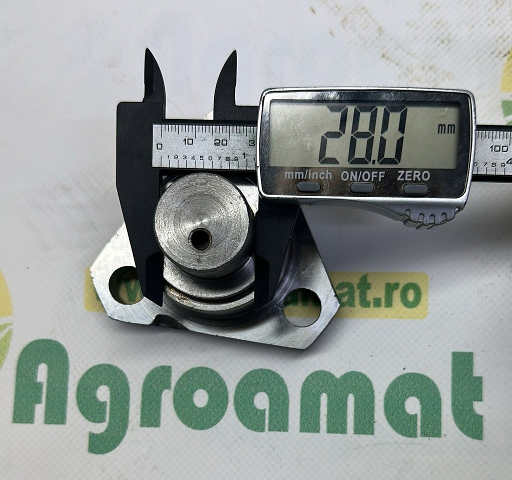 Pivot L64654