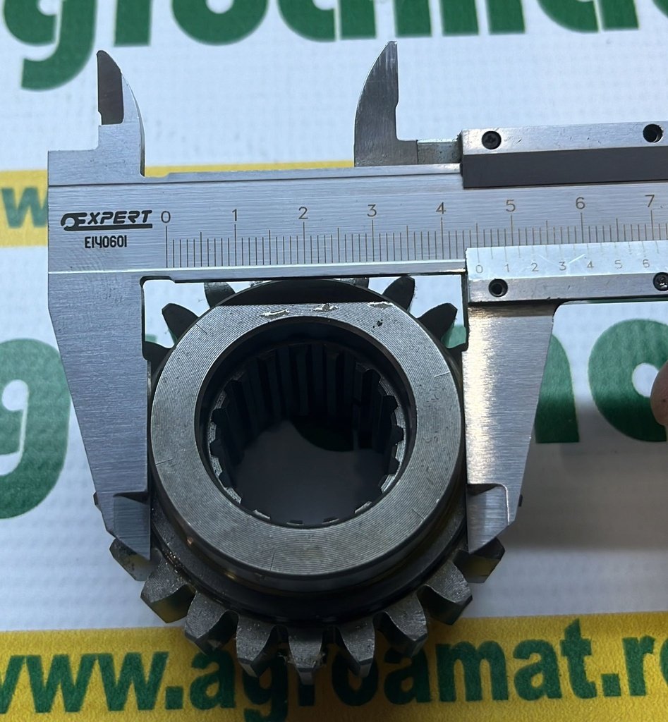 Pinion Angrenare 0.008.4665.0