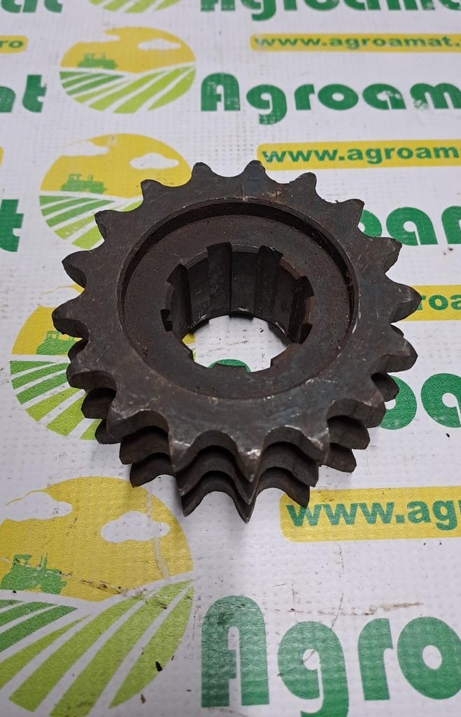 Pinion triplu z-17/8 caneluri