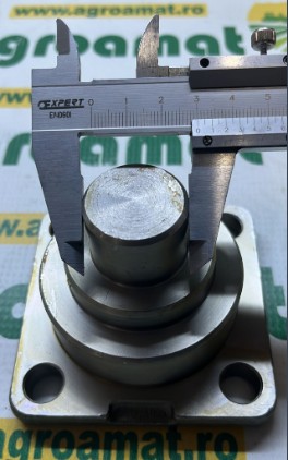 Pivot L101718