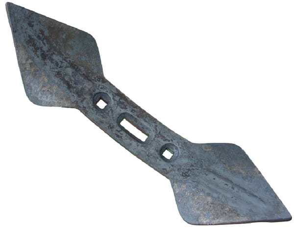 Brăzdar cultivator 460x135x17mm reversibil curbat 3 orificii
