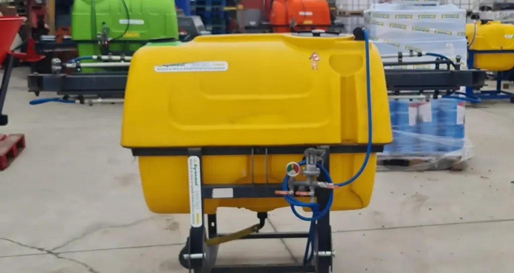 Masina Erbicidat 600L , 1 Duza