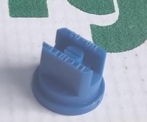 Duză ventilator plat ST 110° 03 albastră din plastic Lechler
