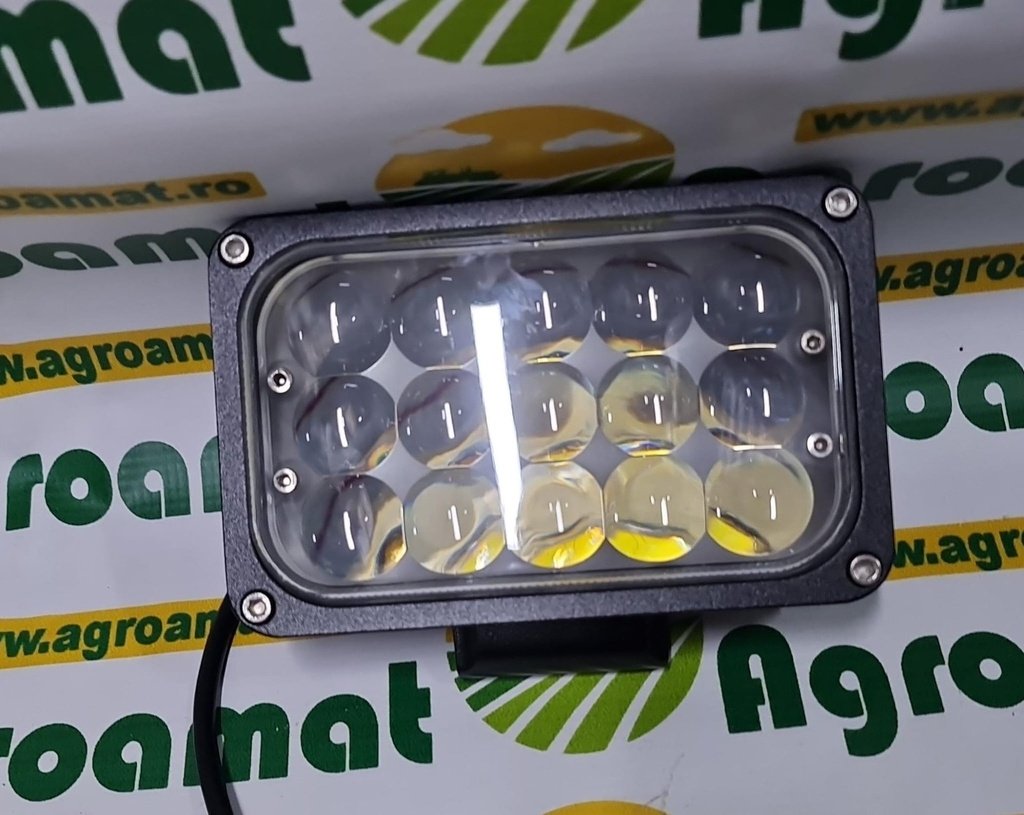 Lampa cu 15 LED-uri ,10-30V , 45W