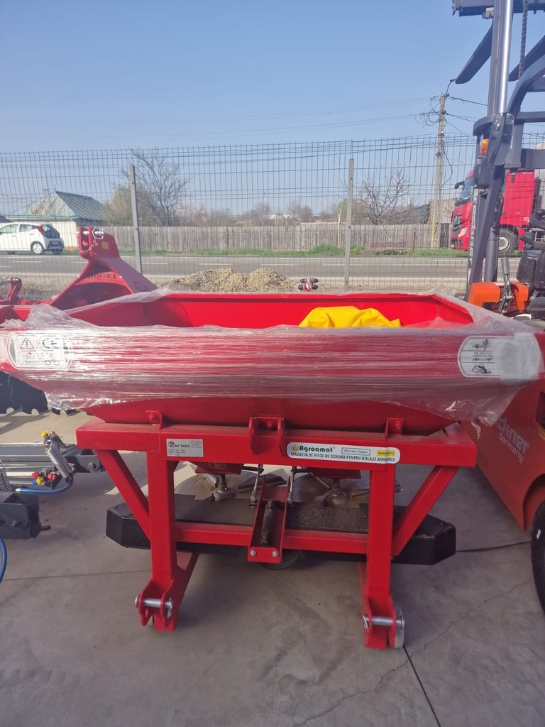 Masina Imprastiat Ingrasamant 600L 2 Discuri