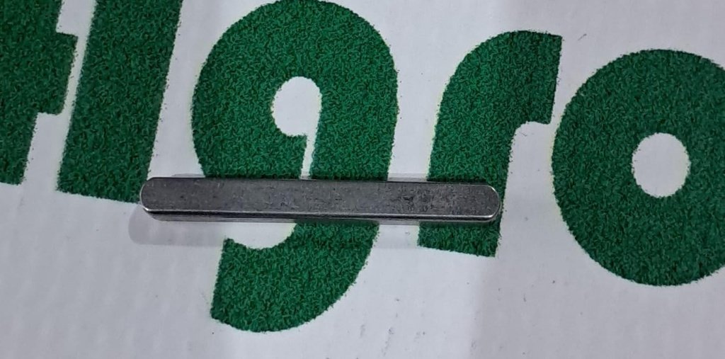Pana 4x4x36 mm