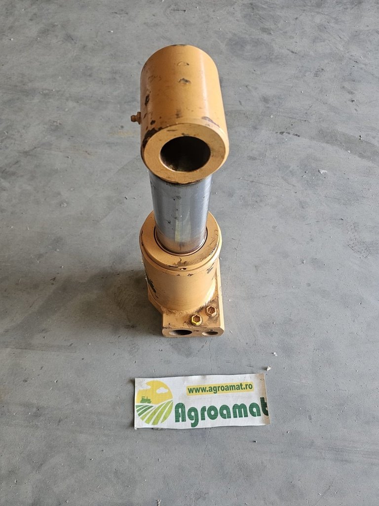 Cilindru hidraulic 386687A1 - 84236214