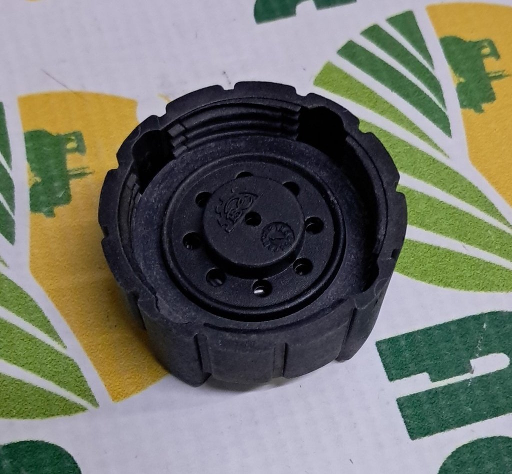 Capac Vas Expansiune V33690710