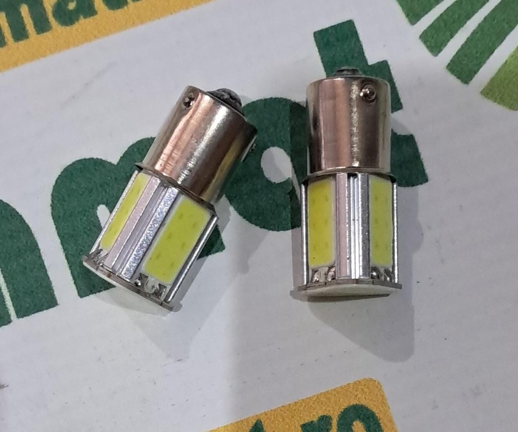 Set 2 Becuri 12V  