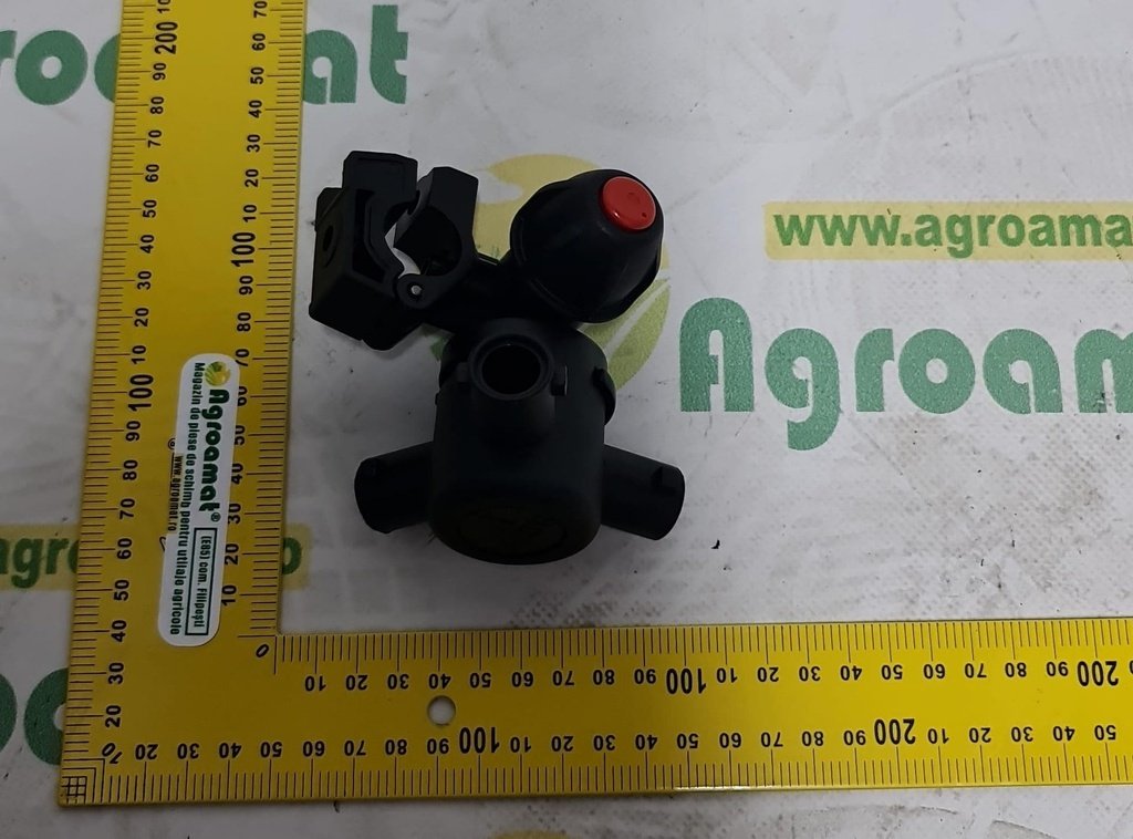 Corp Duze 3 Capete 20mm cu Prindere Teava Orificiu 7mm