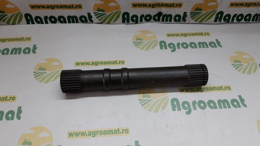 Ax Transmisie RE56451