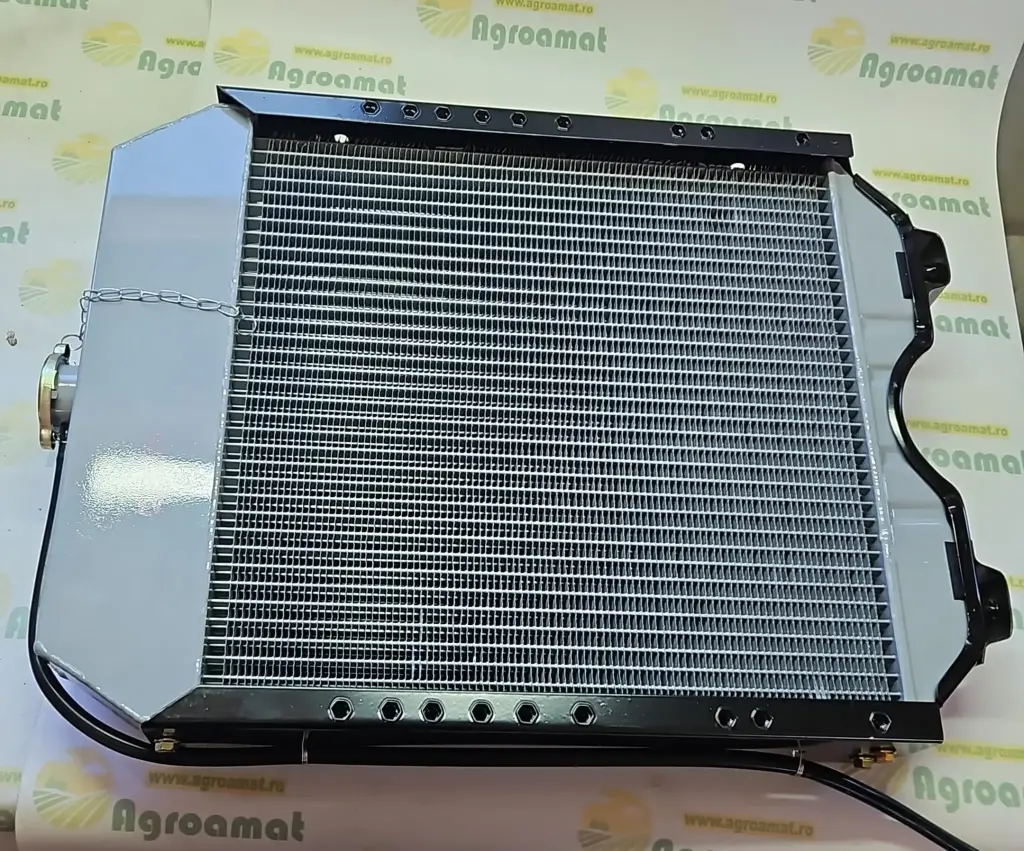Radiator Racire Apa 3307942M91