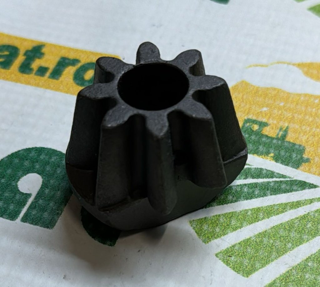 Pinion 150927M3