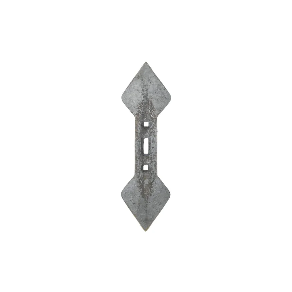 Vârf cultivator 450x135x19,5mm, reversibil, curbat, cu 3 găuri CP489071