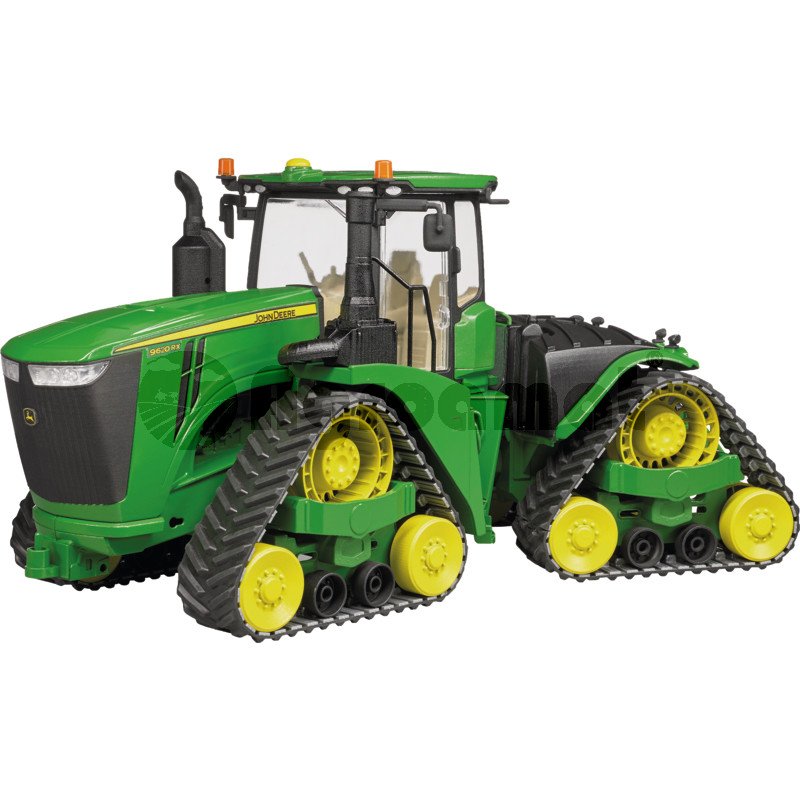 Tractor cu senila