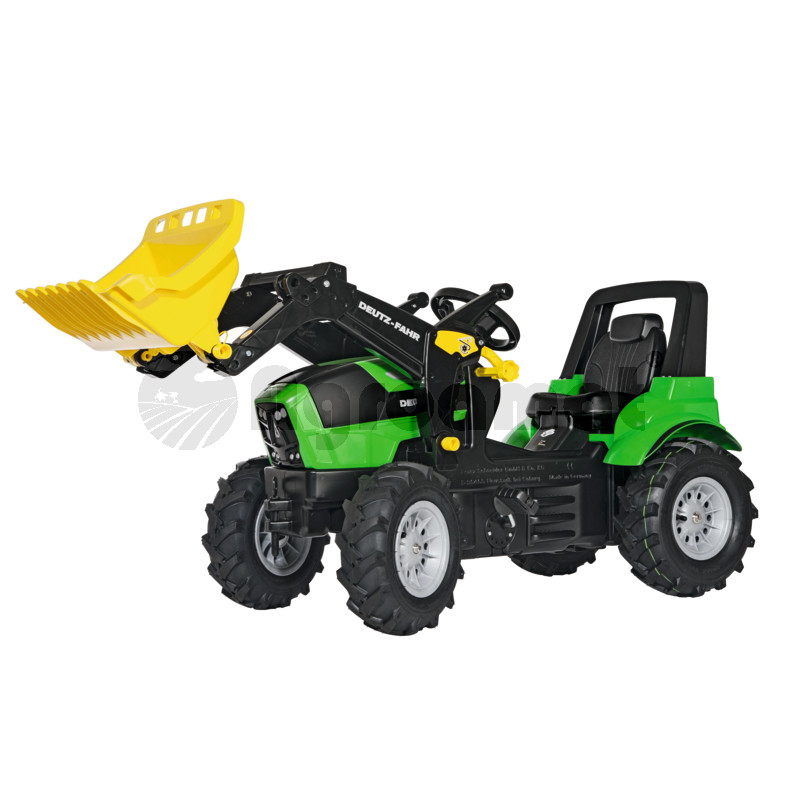 Tractor cu incarcator Trac si anvelope pneumatice