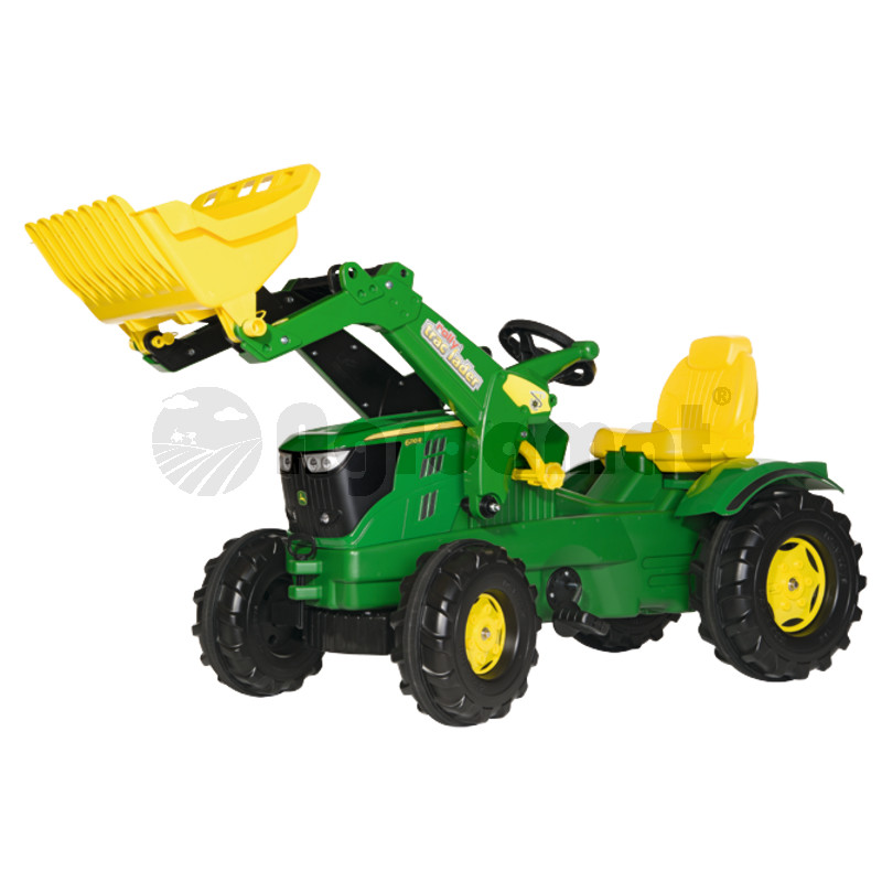 Tractor cu trailer