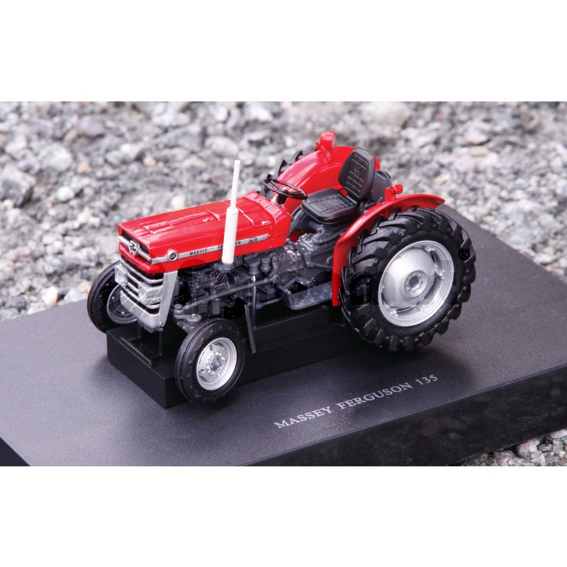 Massey Ferguson 135