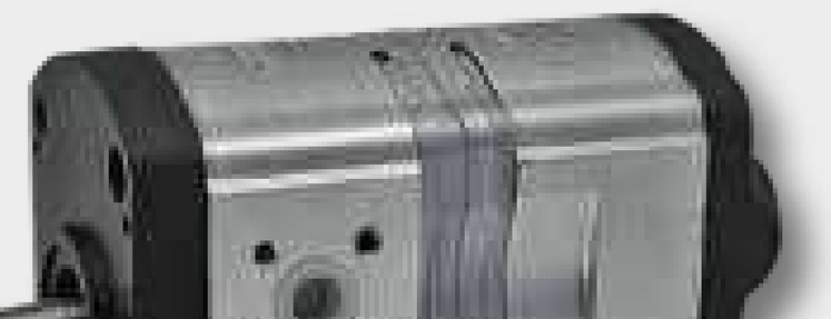 Bosch/Rexroth Pompa hidraulica tripla - cu rotatie spre dreapta
