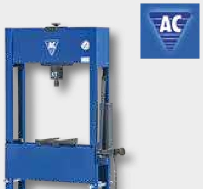 AC Presă hidraulică de atelier 25 t Lățime cadru interior: 640 Dimensiunile cadrului interior: 130 mm