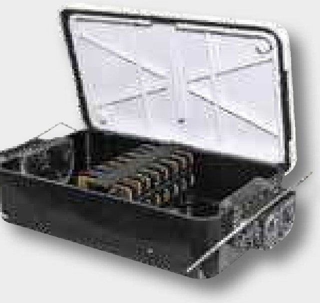 Priza de distributie M4