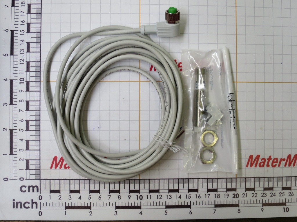 Senzor inductiv de 4 mm cu conexiune IR20902152