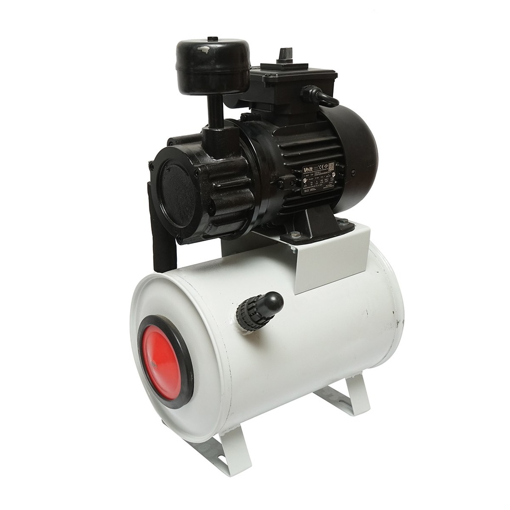 Pompa vacuum uscata cu motor 550W, 200L/min 1440rpm si rezervor pentru aparat de muls vaci