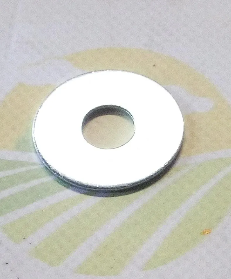 Saiba M10x30 