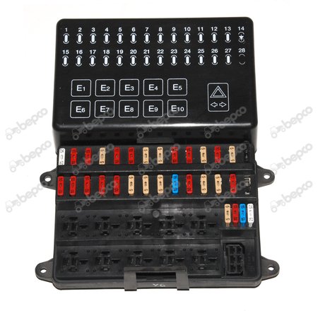 FUSE BOX WITH PLUGS - 26X MINI FLAT PLUGS