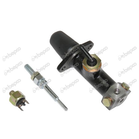 MASTER BRAKE CYLINDER 