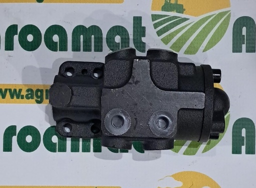 [AMAT1-54303] Distribuitor Servodirectie