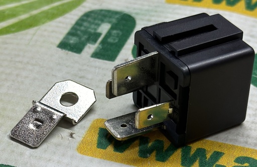 [AMAT1-58610] Releu Pornire 82012872