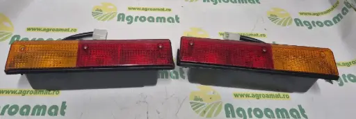 [AMAT1-76033] Set Lampi Spate 12V St./Dr.