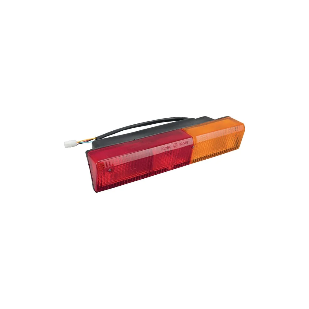 [AMAT2-35017] Lampa spate dreapta (RH) rectangulară, roșu/chihlimbar, prindere cu șuruburi, 305x62mm, mufă AMP, Cobo 02747000