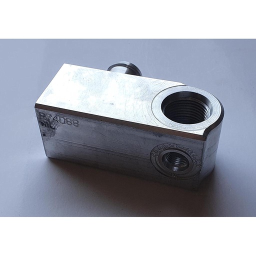 [AMAT1-23897] Carcasa R74088