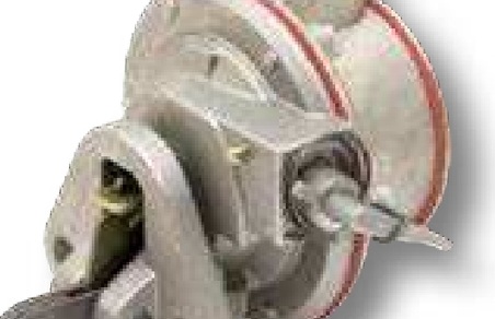 [AMAT3-131949] Pompa de alimentare cu membrana 2 orificii Distanta dintre orificii = 45 mm Flansa pana la capatul manetei = 40 mm