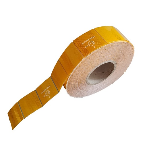 [AMAT6-100019] Banda reflectorizanta galbena intrerupta 37m pentru prelata